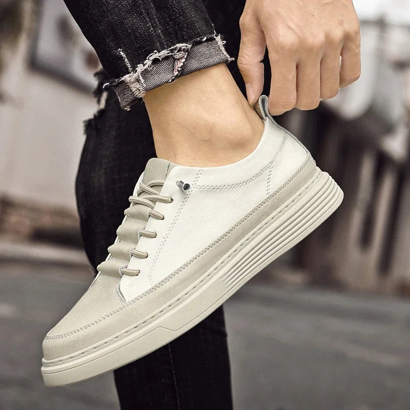 Urban Tempo - Textured Leather Sneakers - Bond Bristol