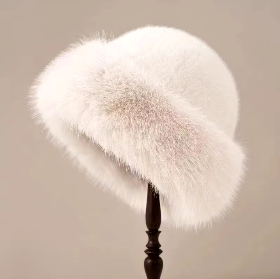 Polly - Elegant Faux Fur Hat - Bond Bristol