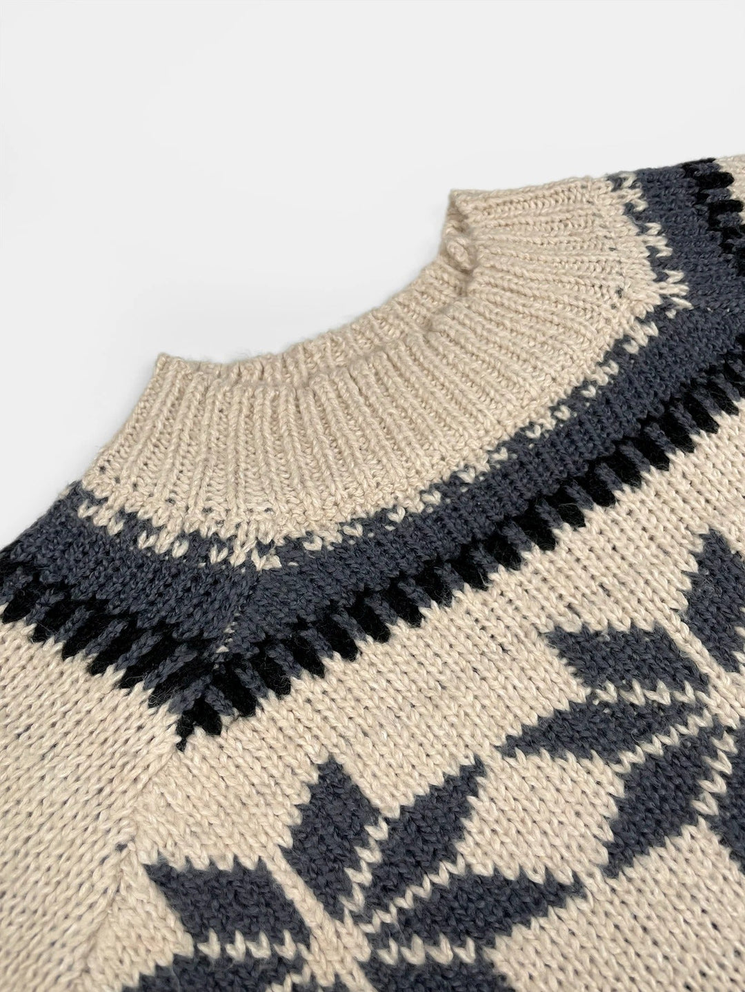 Asky - Women's knitted sweater